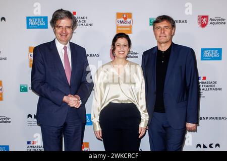 Vergabe des Arts et des lettres Francois Delattre, Leila Hamid und Martin Kochendörfer BEI der Vergabe des ordres des Arts et des lettres in der französischen Botschaft während der 74. Internationalen Filmfestspiele Berlin Berlinale AM 19.02.2024 à Berlin. *** Présentation de l'ordre des Arts et des lettres Francois Delattre, Leila Hamid et Martin Kochendörfer lors de la présentation de l'ordre des Arts et des lettres à l'Ambassade de France lors du 74e Festival International du film Berlinale de Berlin le 19 02 2024 à Berlin Copyright : xEventpressxKochanx Banque D'Images