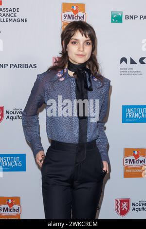 Vergabe des ordres des Arts et des lettres Luise Befort BEI der Vergabe des ordres des Arts et des lettres in der französischen Botschaft während der 74. Internationalen Filmfestspiele Berlin Berlinale AM 19.02.2024 à Berlin. *** Présentation de l'ordre des Arts et des lettres Luise Befort lors de la présentation de l'ordre des Arts et des lettres à l'Ambassade de France lors du 74ème Festival International du film Berlinale de Berlin le 19 02 2024 à Berlin Copyright : xEventpressxKochanx Banque D'Images