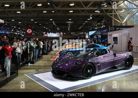 Toronto, Canada. 19 février 2024. Les gens visitent le salon international de l'auto du Canada 2024 à Toronto, Canada, le 19 février 2024. (Photo de Arrush Chopra/NurPhoto) crédit : NurPhoto SRL/Alamy Live News Banque D'Images