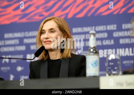 Isabelle Huppert BEI der Pressekonferenz zum film YEOHAENGJAUI PILYO, A TRAVELERS NEEDS von Hong Sangsoo BEI der Berlinale im Hyatt. Pressekonferenz *** Isabelle Huppert à la conférence de presse pour le film YEOHAENGJAUI PILYO, A TRAVELERS NEEDS de Hong Sangsoo à la Berlinale dans la conférence de presse Hyatt Banque D'Images