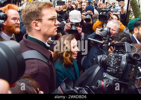 Londres, Royaume-Uni. 20 février 2024. Stella Assange arrive à la haute Cour pour l'audience d'extradition de Julian Assange. Crédit : Vuk Valcic/Alamy Live News Banque D'Images