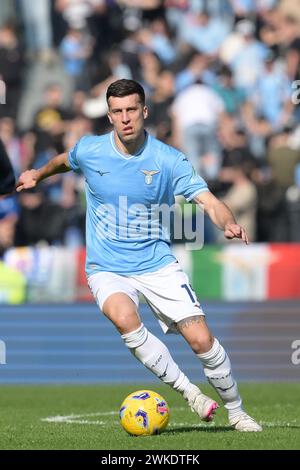 Roma, Italie. 18 février 2024. Foto Alfredo Falcone/LaPresse 18 Febbraio 2024 - Roma, Italia - sport, calcio - Lazio vs Bologna - Campionato Italiano di calcio Serie A TIM 2023/2024 - Stadio Olimpico di Roma. Nella foto : Nicolo' Casale (15 SS Lazio) Foto Alfredo Falcone/LaPresse 18 février 2024 Rome, Italie - sport, football - Lazio vs Bologne - Championnat d'Italie Serie A Football 2023/2024 - Olimpic Stadium în Rome. Sur la photo : Nicolo' Casale (15 SS Lazio) crédit : LaPresse/Alamy Live News Banque D'Images