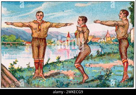 Colección de cromos de los Exploradores Españoles (scouts). Jóvenes exploradores practicando gimnasia diariamente. años 1930. Banque D'Images