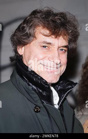 Milan, Italie. 19 février 2024. Alberto Angela est vu à Milan, en Italie, le 18 février 2024. (Photo de Alessandro Bremec/NurPhoto) crédit : NurPhoto SRL/Alamy Live News Banque D'Images