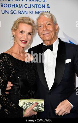 Grit Weiss und JO Groebel BEI der Cinema for Peace Gala 2024 im WECC - Westhafen Event & Convention Center. Berlin, 19.02.2024 Banque D'Images