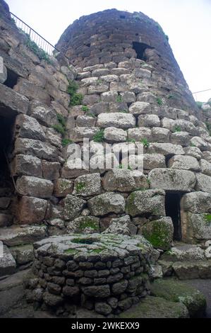 16 janvier 2023 - Sardaigne, Torralba, Province de Sassari. Nuraghe et village Santu Antine, blocs de basalte, âge du bronze - civilisation infirmière, Banque D'Images