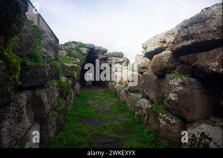 16 janvier 2023 - Sardaigne, Torralba, Province de Sassari. Nuraghe et village Santu Antine, blocs de basalte, âge du bronze - civilisation infirmière, Banque D'Images