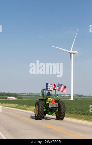 La Great Eastern Iowa Tractorcade près d'Earlville, Iowa Banque D'Images