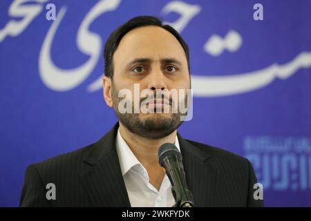 Téhéran, Iran. 20 février 2024. Le porte-parole du gouvernement iranien, ALI BAHADORI JAHROMI, prend la parole lors d'une conférence de presse à la 24ème exposition des médias iraniens de Téhéran. (Crédit image : © Rouzbeh Fouladi/ZUMA Press Wire) USAGE ÉDITORIAL SEULEMENT! Non destiné à UN USAGE commercial ! Banque D'Images