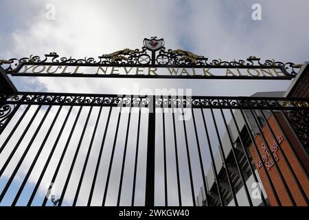 Porte d'entrée du stade Anfield du Liverpool FC avec le slogan You'll Never Walk Alone, 02/03/2019 Banque D'Images