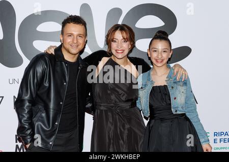 Alessandro Sanguigni, Margherita Tiesi et Azzurra Lo Pipero lors de la photocall du film Neve, le 20 février 2024 aux cinémas UCI Porta di Roma, RO Banque D'Images