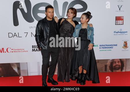 News - Photocall film Neve Alessandro Sanguigni, Margherita Tiesi et Azzurra Lo Pipero lors de la photocall du film Neve, 20 février 2024 aux cinémas UCI Porta di Roma, Rome, Italie Copyright : xcxEmanuelaxVertolli/SportReporterx/xLiveMediax LPN 1244405 Banque D'Images