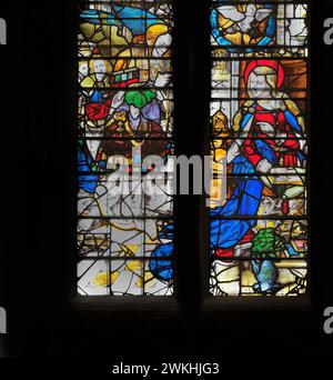 L'ange Gabriel rend visite à la vierge Marie et lui dit qu'elle doit avoir un fils et le nommer Jésus ; chapelle King's College, Université de Cambridge, Angl Banque D'Images