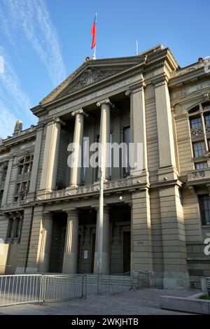 L'entrée du Palais de la Moneda dans le Parc de la Constitution. Santiago, Chili. Banque D'Images