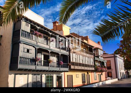 Balcons typiques, Avenida Maritima, Santa Cruz de la Palma, la Palma, Canary Island, Espagne Banque D'Images