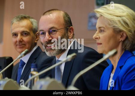 Bruxelles, Belgique. 21 février 2024. Manfred Weber, président du PPE européen de centre-droit, participe à la conférence du PPE au Parlement européen à Bruxelles, Belgique, le 21 février 2024. Crédit : ALEXANDROS MICHAILIDIS/Alamy Live News Banque D'Images