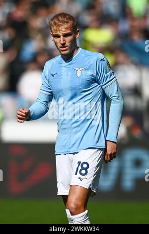 Gustav Isaksen du SS Lazio regarde le match de Serie A entre le SS Lazio et le Bologna FC au Stadio Olimpico Rome, Italie, le 18 février 2024. Nico Banque D'Images