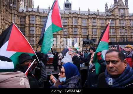 Chambres du Parlement, Londres, Royaume-Uni. 21 février 2024. Manifestants au Parlement pour le vote de la motion de cessez-le-feu du SNP Gaza. Credit : Matthew Chattle/Alamy Live News Banque D'Images