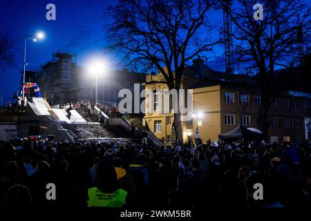 Prague, République tchèque. 21 février 2024. L'exposition Red Bull Full Moon Street snowboard s'est tenue à Prague, en république tchèque, le 21 février 2024. Crédit : Jaroslav Svoboda/CTK photo/Alamy Live News Banque D'Images