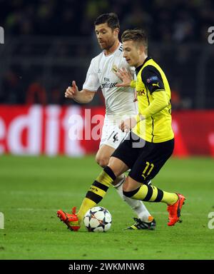 Marco Reus ( Borussia Dortmund ), Xabi Alonso ( Real Madrid ) Fu§ball UEFA Championsleague Viertelfinale RŸckspiel : Borussia Dortmund - Real Madrid 2:0 © diebilderwelt / Alamy Stock Banque D'Images