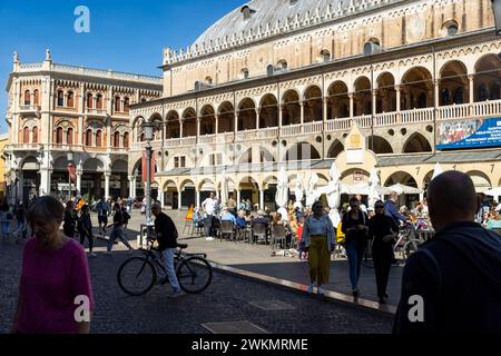 Padoue, une excursion d'une journée au départ de Venise, est une ville de Vénétie connue pour sa grande population étudiante en raison de la ItalyÕs deuxième université la plus ancienne fondée ici. Banque D'Images