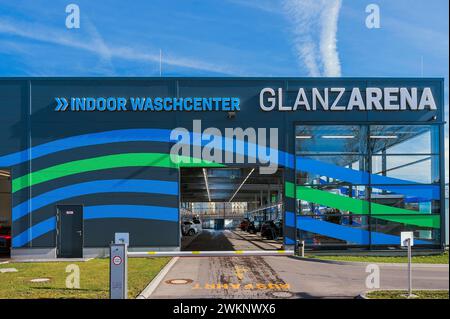 GLANZARENA, façade bleu-vert, centre de lavage intérieur, Kempten, Bavière, Allgaeu, Allemagne Banque D'Images