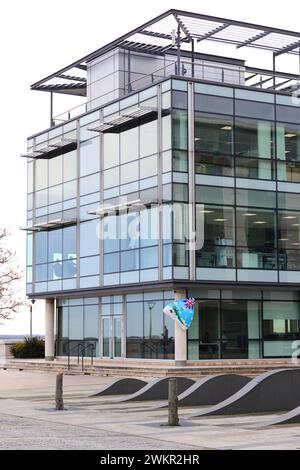 Immeuble de bureaux de Humber Quays dans la Marina Area à Hull, Yorkshire, Royaume-Uni Banque D'Images