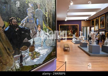 © PHOTOPQR/L'est REPUBLICAIN/Franck LALLEMAND ; Besançon ; 22/02/2024 ; Besançon (25) PRESENTATION DE L'OEUVRE 'le déjeuner sur l'herbe' de Claude Monet prêtée par le musée d'Orsay au musée des beaux Arts de Besançon. Photo er/Franck Lallemand Besançon le 22 février 2024. Le Musée des Beaux-Arts et d’Archéologie de Besançon accueille l’œuvre « déjeuner sur l’herbe » de Claude Monet. *** Légende locale *** crédit : MAXPPP/Alamy Live News Banque D'Images