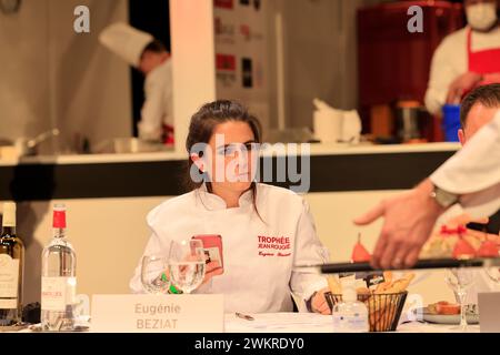 Eugénie Béziat, l’une des rares femmes chefs étoilées, membre du jury du Trophée Jean-Rougié à Sarlat en Périgord Noir. Cette co gastronomique Banque D'Images