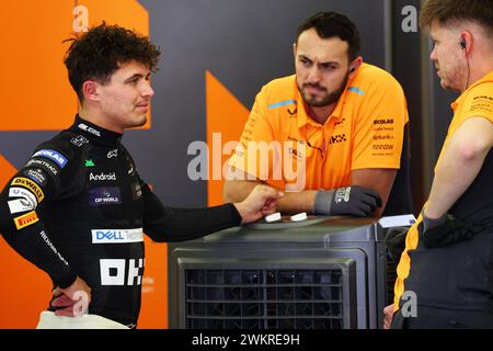 Sakhir, Bahreïn. 22 février 2024. Lando Norris (GBR) McLaren. 22.02.2024. Essais de formule 1, Sakhir, Bahreïn, deuxième jour. Le crédit photo devrait se lire : XPB/Alamy Live News. Banque D'Images