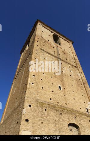 Penne, ville historique dans la province de Pescara, Abruzzes, Italie : Duomo Banque D'Images