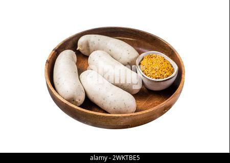 Saucisse blanche bavaroise dans une assiette en bois avec de la moutarde. Isolé sur fond blanc Banque D'Images