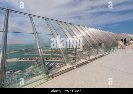 Panorama de Dubaï depuis l'un des ponts d'observation Banque D'Images