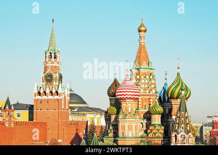 Cathédrale Saint-Basile et place Rouge, Kremlin, Moscou, Russie Banque D'Images