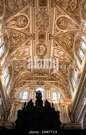 © Sylvestre/MAXPPP - cordoue, Espagne. 21 février 2024. ; mezquita-mosquée-cathédrale - Cordoue, Espagne fév 2024 crédit : MAXPPP/Alamy Live News Banque D'Images