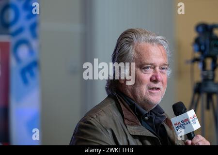 National Harbor, Maryland, États-Unis. 22 février 2024. Steve Bannon à la Conférence d'action politique conservatrice (CPAC) 2024 à National Harbor, Maryland, États-Unis, le jeudi 22 février, 2024. crédit : Annabelle Gordon /CNP/MediaPunch crédit : MediaPunch Inc/Alamy Live News Banque D'Images