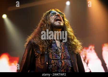 Oslo, Norvège. 21 février 2024. Le groupe norvégien de heavy metal TNT donne un concert au Rockefeller à Oslo. Ici, le chanteur Tony Harnell est vu en direct sur scène. (Crédit photo : Gonzales photo - Terje Dokken). Banque D'Images