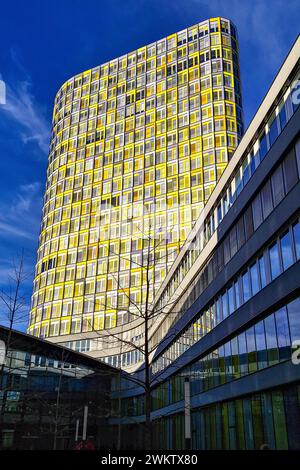 Façade du siège de l'ADAC, ADAC-Zentrale à Munich, Allemagne, la plus grande association automobile d'Europe Banque D'Images