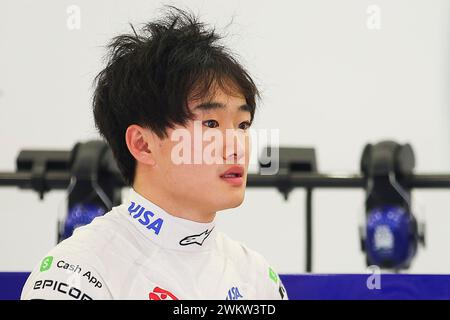 Sakhir, Bahreïn. 22 février 2024. TSUNODA Yuki (JAP), Visa Cash App RB F1 Team VCARB 01, portrait lors des essais de pré-saison de formule 1 Aramco 2024 du Championnat du monde de formule 1 FIA 2024 du 21 au 23 février 2024 sur le circuit international de Bahreïn, à Sakhir, Bahreïn - photo DPPI F1 essais de pré-saison à Bahreïn sur le circuit International de Bahreïn le 22 février 2024 à Sakhir, Bahreïn. (Photo de HOCH Zwei) crédit : dpa/Alamy Live News Banque D'Images