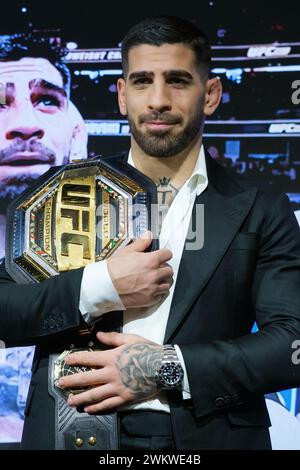 Madrid, Espagne. 22 février 2024. Ilian Topuria assiste à sa conférence de presse après avoir remporté le titre de Champion du monde MMA UFC contre Alexander Volkanovski au Rosewood Villa Magna Hotel le 22 février 2024 à Madrid, Espagne. (Photo par Oscar Gonzalez/Sipa USA) (photo par Oscar Gonzalez/Sipa USA) crédit : Sipa USA/Alamy Live News Banque D'Images