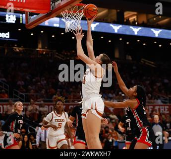 21 février 2024 : L'attaquant du Texas Taylor Jones (44 ans) va au panier lors d'un match de basket-ball féminin Big 12 entre les Texas Longhorns et les Texas Tech Red Raiders le 21 février 2024. Texas Won, 77-72. (Crédit image : © Scott Coleman/ZUMA Press Wire) USAGE ÉDITORIAL SEULEMENT! Non destiné à UN USAGE commercial ! Banque D'Images