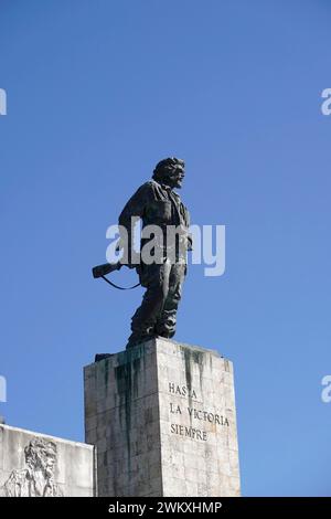 Memorial del Ernesto Che Guevara monument, statue de bronze de 6 mètres de haut, Santa Clara, Cuba, grandes Antilles, Caraïbes, Amérique centrale, Amérique Banque D'Images