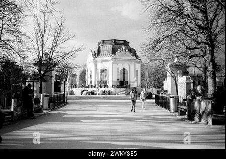 Pavillon de l'empereur, pavillon du petit déjeuner impérial au zoo de Schönbrunn, Maxingstraße, Vienne, Autriche, Europe. Banque D'Images