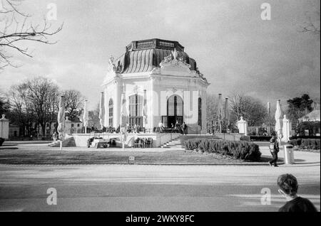 Pavillon de l'empereur, pavillon du petit déjeuner impérial au zoo de Schönbrunn, Maxingstraße, Vienne, Autriche, Europe. Banque D'Images