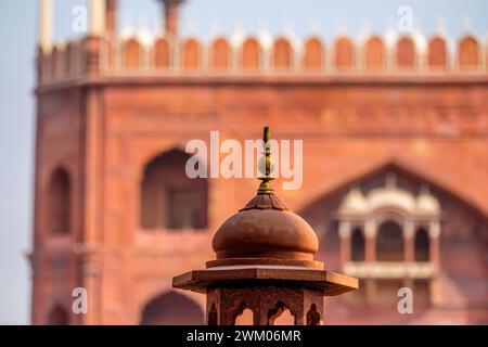 Architecture islamique à la mosquée Jama Masjid à Delhi qui est la plus grande mosquée en Inde Banque D'Images