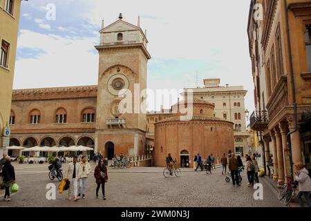 Sview de la Piazza delle Erbe à Mantoue. 21 octobre Mantoue, Lombardie, Italie Banque D'Images