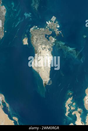 Image satellite couleur de Bahreïn, un pays insulaire sur le golfe Persique. Banque D'Images