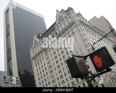 4066825 New York, 2008. The Plaza Hotel on Fifth Avenue, Central Park South à Manhattan ; (add.info.: New York (2008) New York, 2008. L'Hotel plaza sulla Quinta strada, Central Park Sud, Manhattan) ; © Marcello Mencarini. Tous droits réservés 2024. Banque D'Images