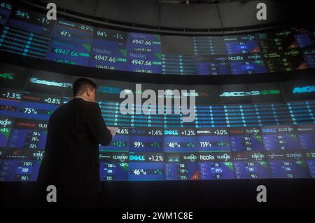 4067016 New York, 2000. NASDAQ Market site à Times Square ; (add.info.: New York (2000)) ; © Marcello Mencarini. Tous droits réservés 2024. Banque D'Images