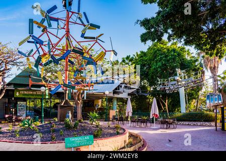 Station inférieure du téléphérique dans le quartier de El Arroyo de la miel. Benalmádena, Málaga, Andalucía, Espagne, Europe Banque D'Images